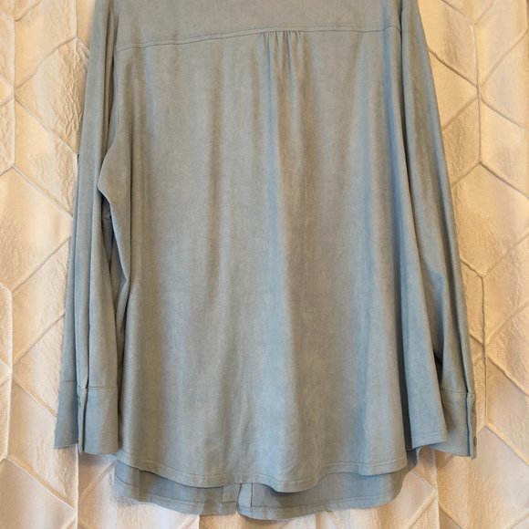 Baby blue sueded blouse - Chico's size 3 - Picture 4 of 6